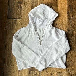 Cropped hoodie